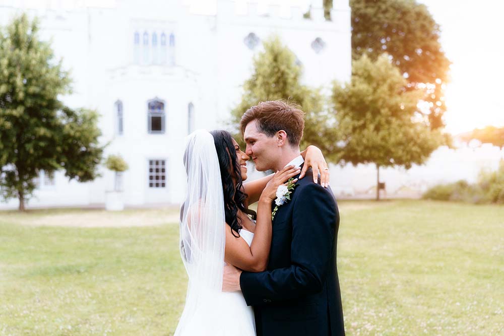 strawberry hill house wedding portraits